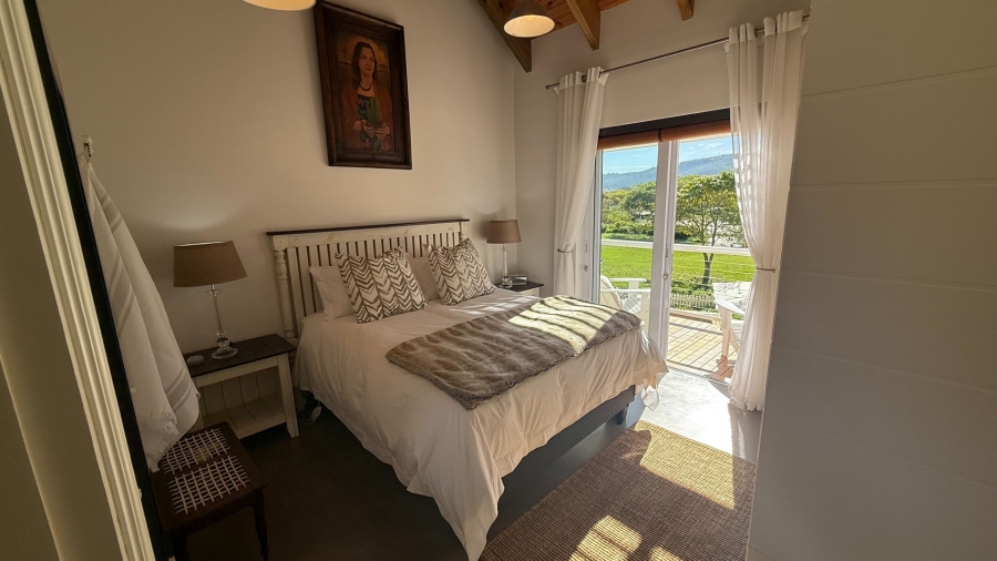 To Let 2 Bedroom Property for Rent in Thesen Islands Western Cape
